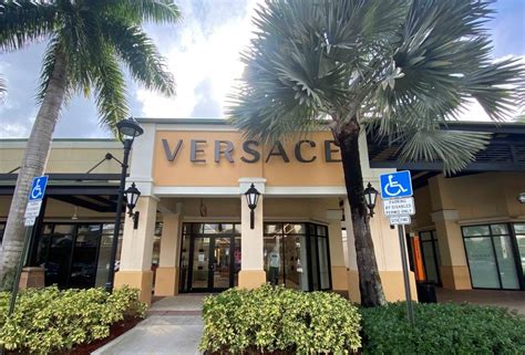 Versace at Sawgrass Mills® 